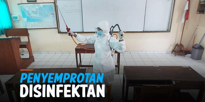 VIDEO: Antisipasi Covid-19, SMAN 97 Jakarta Lakukan Penyemprotan Disinfektan
