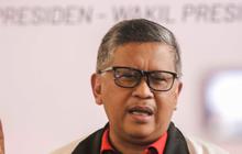 VIDEO: Hasto 'Kepleset' Puji Prabowo Pemenang Jelang Debat Capres Terakhir