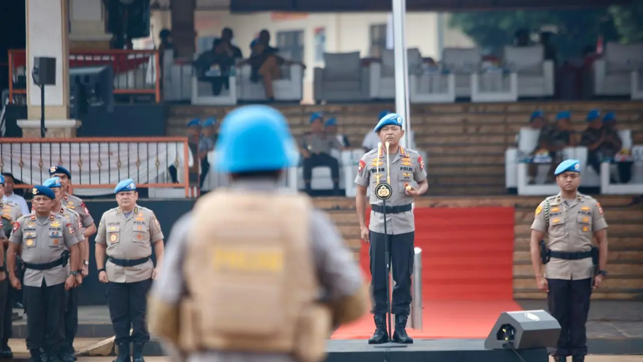 Kapolri Jenderal Idham Azis memimpin jalannya pembaretan 154 personel Polri.