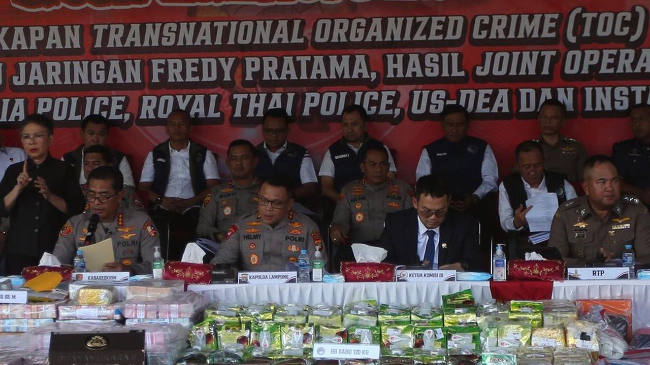 Mengurai Alur Jaringan Gembong Narkoba Freddy Pratama