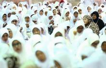 Manasik umroh dan dzikir akbar di Masjid Istiqlal