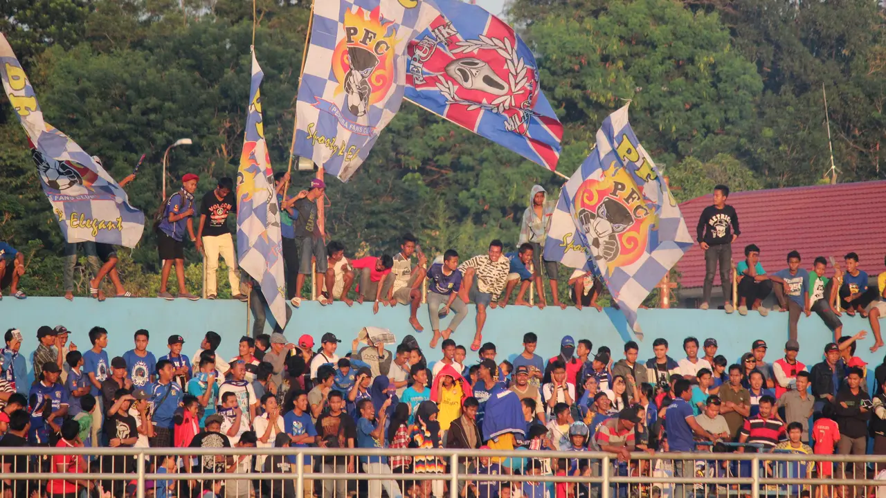 Stadion Parikesit Balikpapan yang akan jadi kenangan. Persiba harus mengungsi ke stadion lain (Liputan6.com / Abelda Gunawan)