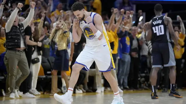 Selebrasi pemain Warriors Klay Thompson
