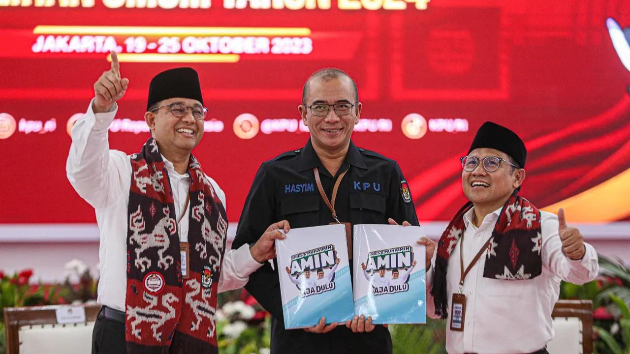 Sebelum ke KPU, Anies menuju ke DPP Nasdem lebih dulu dan menyampaikan pidatonya.