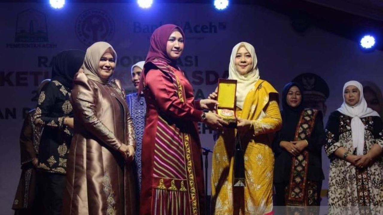 Dekranasda Nagan Raya Promosikan Motif Bungong Kayee, Angkat UMKM Lokal ke Kancah Nasional