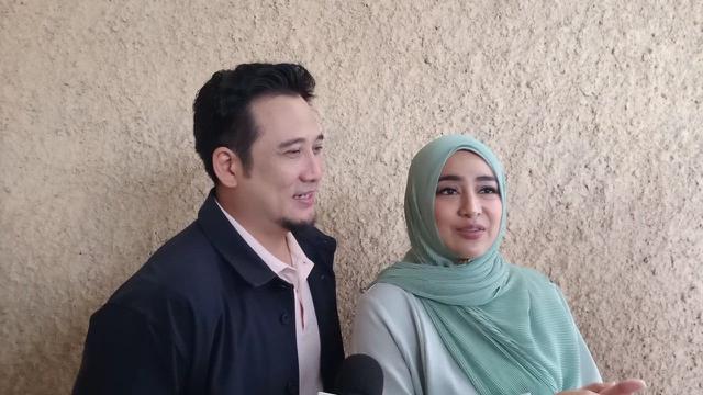 Tengku Firmansyah dan Cindy Fatikasari