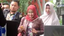 Istri mantan Menpora Imam Nahrawi, Shobibah Rohmah tiba di Gedung KPK, Jakarta, Kamis (19/12/2019). Shobibah Rohmah diperiksa sebagai saksi untuk tersangka Miftahul Ulum. (merdeka.com/Dwi Narwoko)