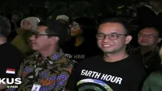 Pemerintah Provinsi DKI  memadamkan listrik di Balai Kota  selama satu jam sebagai simbol mendukung penghematan energi di dunia. Kemudian pemadaman listrik berlangsung juga di Stadion Utama Gelora Bung Karno.