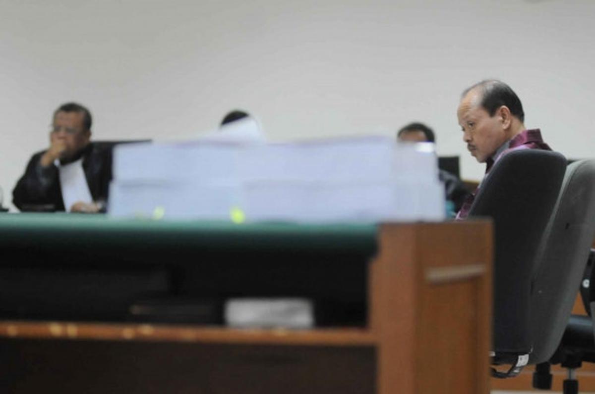 Sutan Bhatoegana dituntut 11 tahun penjara terkait suap ESDM