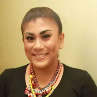 Regina Ivanova tak kapok berpacaran dengan pria warga negara asing. 