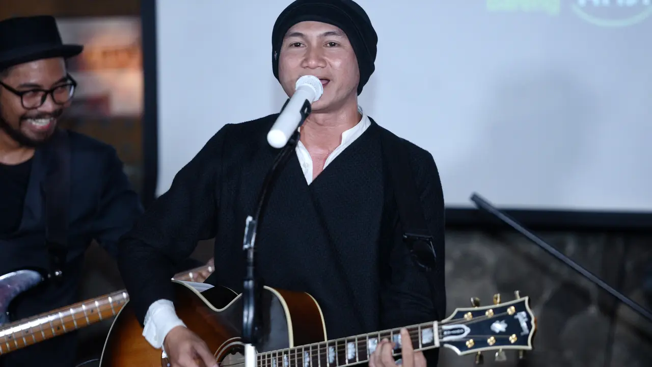 [Bintang] Anji