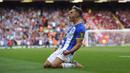 Brighton mampu menyamakan skor 3-3 saat Liverpool fokus menyerang untuk menambah keunggulan. Gol penyeimbang dicetak kembali oleh Leandro Trossard pada menit ke-83. Skor 3-3 pun bertahan hingga laga babak kedua usai. (PA via AP/Peter Byrne)