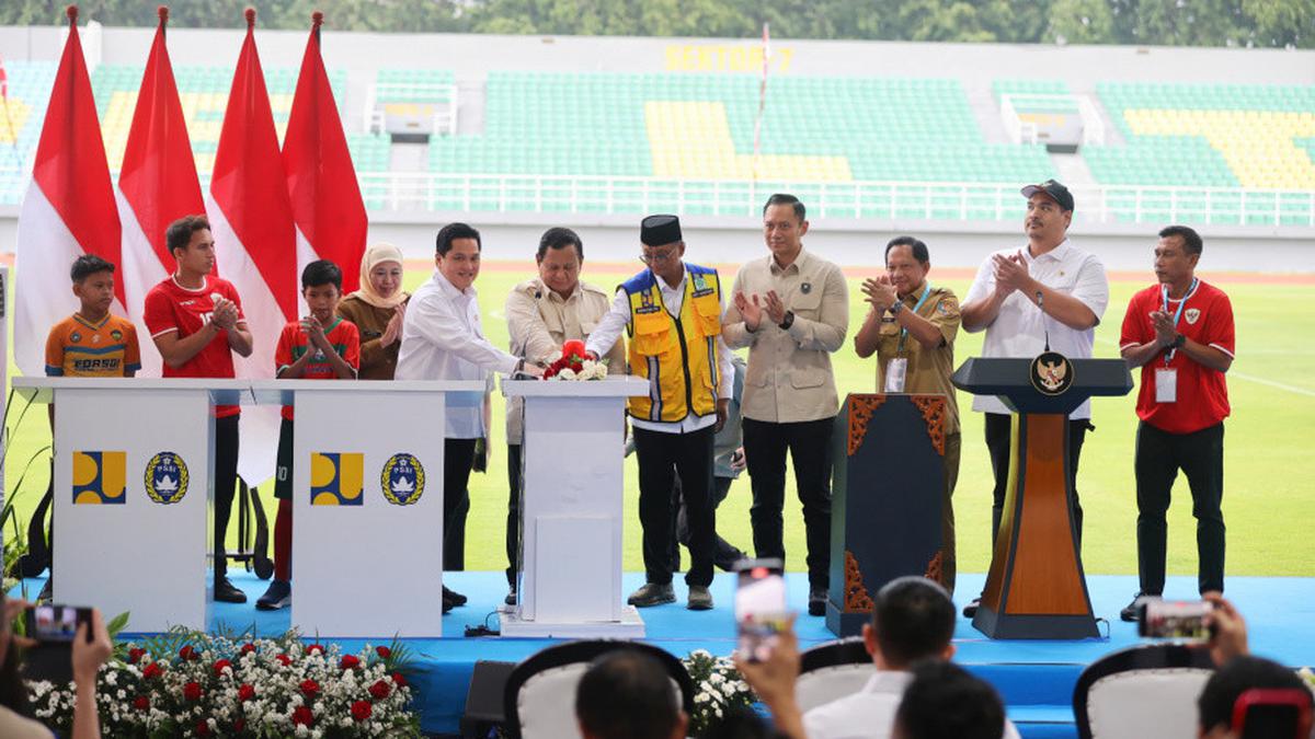 Presiden Prabowo Resmikan 17 Stadion, Erick Thohir: Momentum Bangun Karakter Bangsa Lewat Sepak Bola