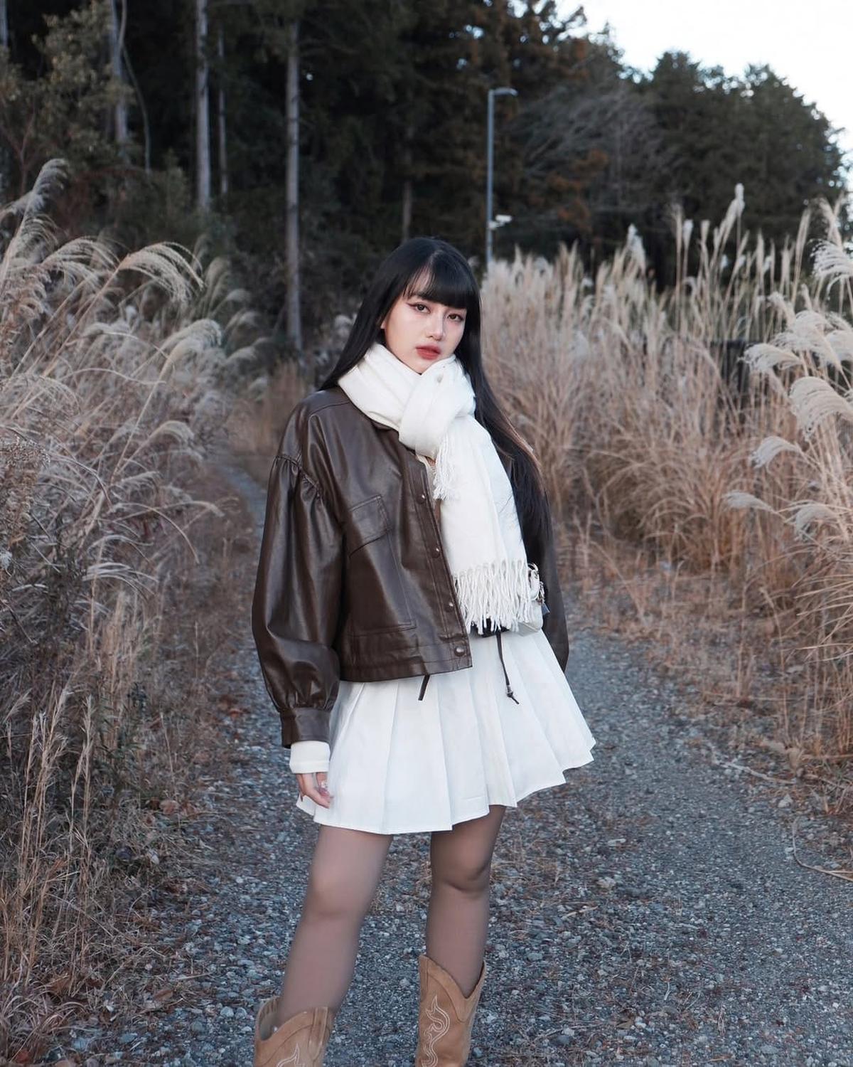Inspirasi Outfit Korean Look ala Ghea Indrawari, Bikin Tampilan Makin Cantik dan Modis