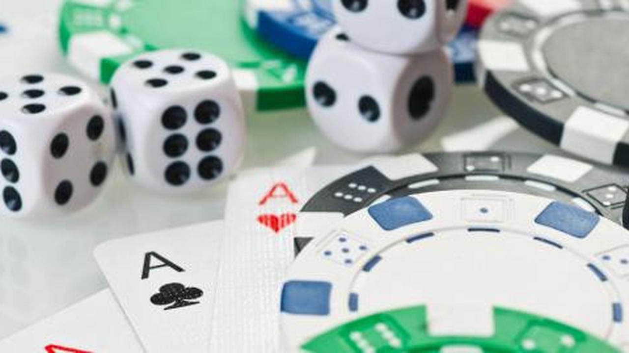 Tiga agen togel ditangkap, bandar masih buron