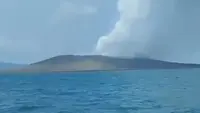 Penampakan Terkini Anak Krakatau dari KRI Lepu