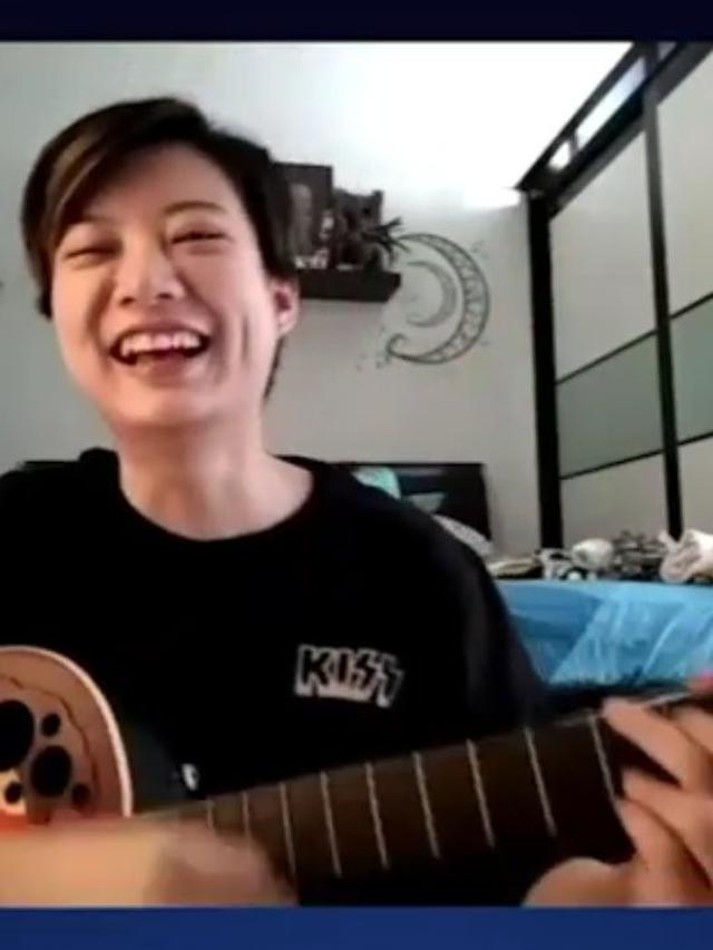 Leony Vitria Hartanti