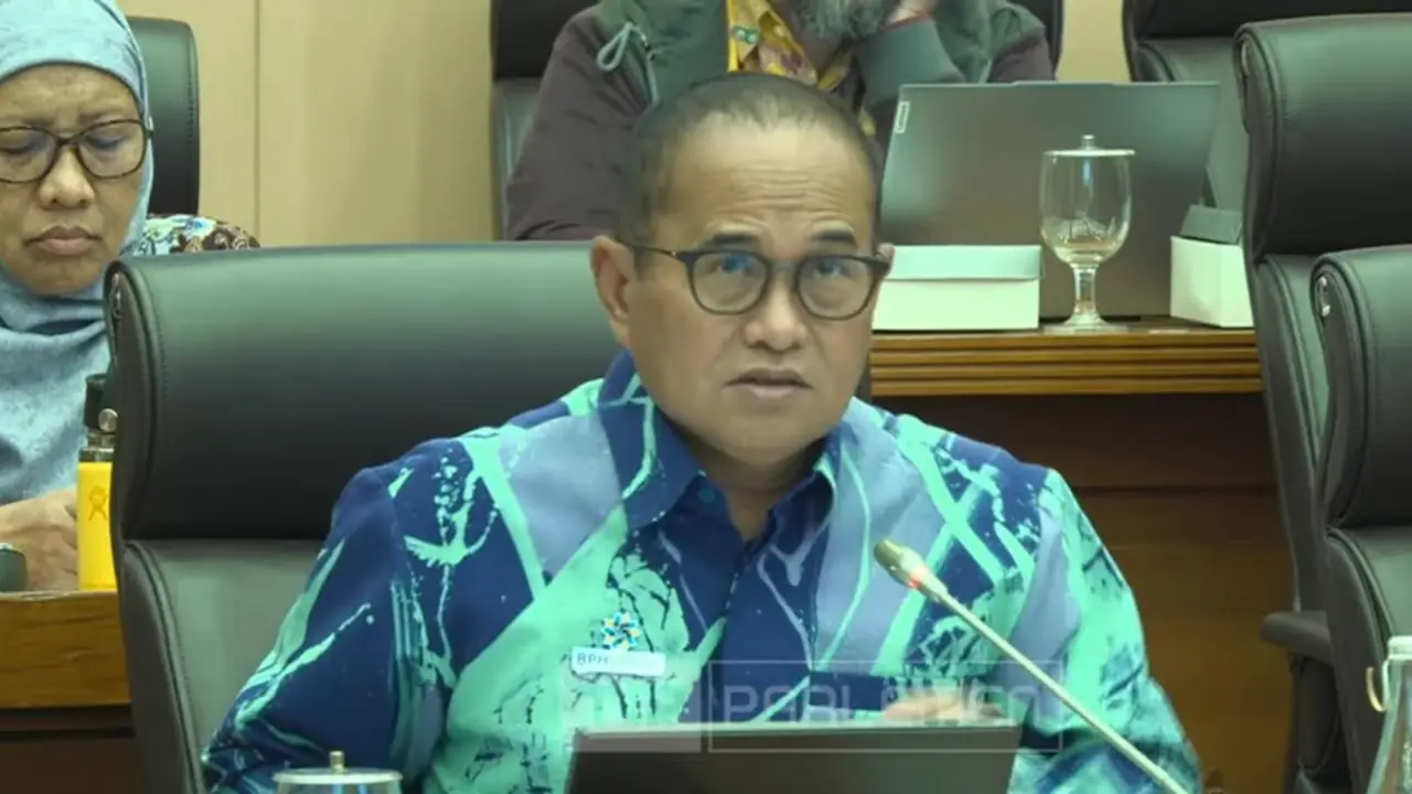 Kepala BPH Migas, Wahyudi Anas saat Rapat Dengar Pendapat dengan Komisi XII DPR, Selasa (27/1/2026). (Foto: Liputan6.com/Arief RH)