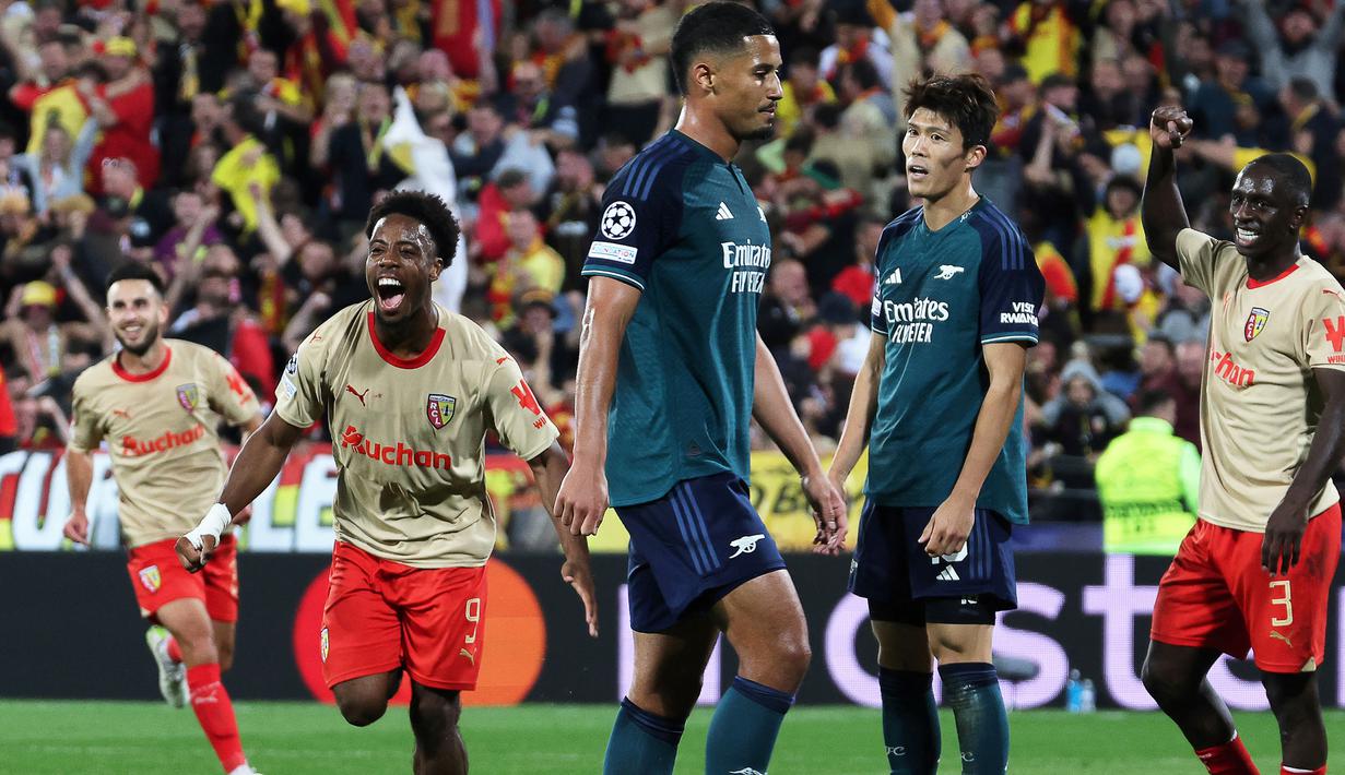 Sebagai wakil Premier League di kompetisi antar-klub Eropa, seperti Liga Champions dan Liga Europa, Arsenal layak diunggulkan saat menghadapi tim-tim semenjana dari liga top Eropa lainnya. Namun Arsenal nyatanya pernah tersandung oleh klub-klub asal Prancis yang notabene tak diunggulkan. Tercatat ada 4 klub asal Prancis yang pernah mengalahkan The Gunners di kompetisi antar-klub Eropa. Klub mana saja? Ini dia daftar lengkapnya! (AFP/Denis Charlet)