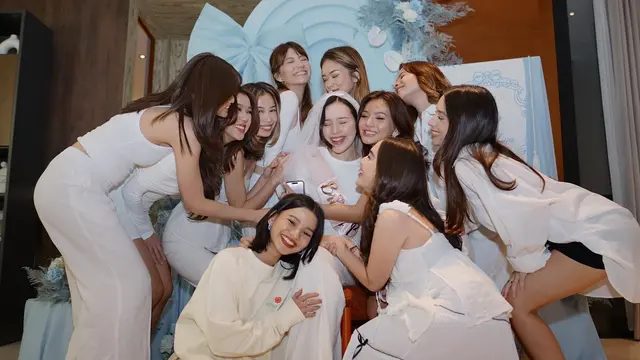 8 Potret Bridal Showe Beby Tsabina Bareng Sahabat, Dihadiri Banyak Seleb