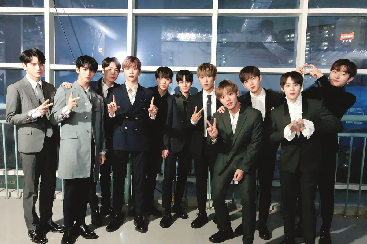 Wanna One dalam Seoul Music Awards 2019 (Twitter/ WannaOne_twt)