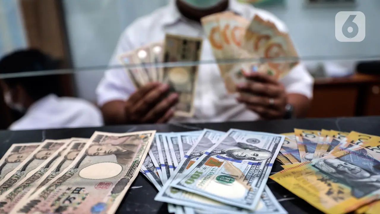 Nilai Tukar Rupiah Terhadap Dolar AS Terus Melemah