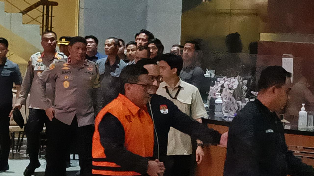 VIDEO: Usai Ditahan KPK, Hasto PDIP "Dengan Kepala Tegak Terima Konsekuensi Apapun!"