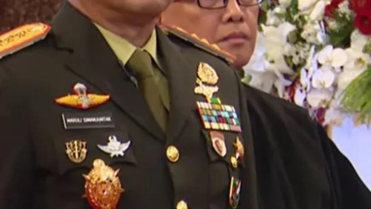 Jokowi Lantik Jenderal Maruli Sebagai Kasad, Luhut Hadir