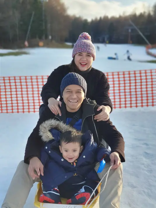 "Cuma aku yang nggak enak sendiri, kepengen penampilan lebih terjaga dan sehat," pungkas Vicky Shu. (Instagram/vickyshu)