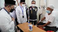 Wakil Menteri Agama (Wamenag) Zainut Tauhid Sa'adi bersama rombongan tim Amirul Hajj menyambangi Kantor Kesehatan Haji Indonesia (KKHI), Makkah.(Foto: Dokumentasi MCH).