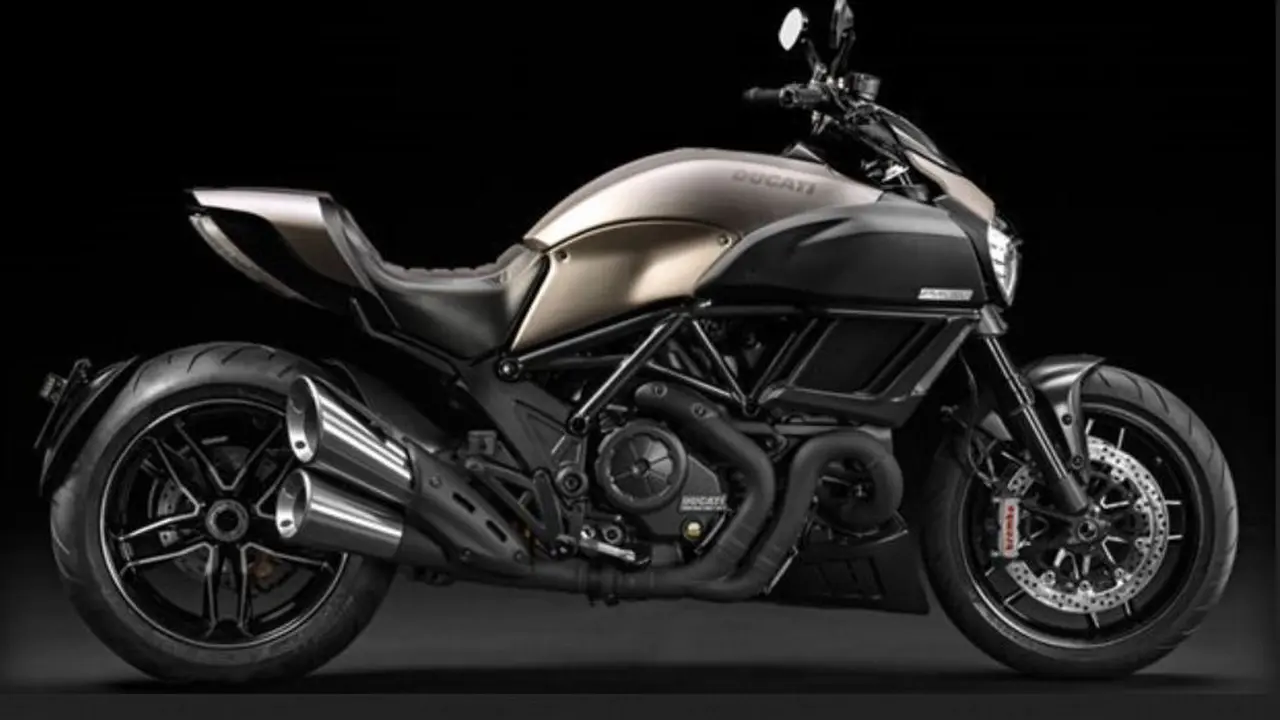 Ducati Diavel Titanium