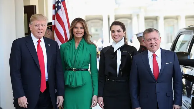 Donald Trump dan Melania ketika menyambut kedatangan Ratu Rania dan Raja Abdullah II di Gedung Putih