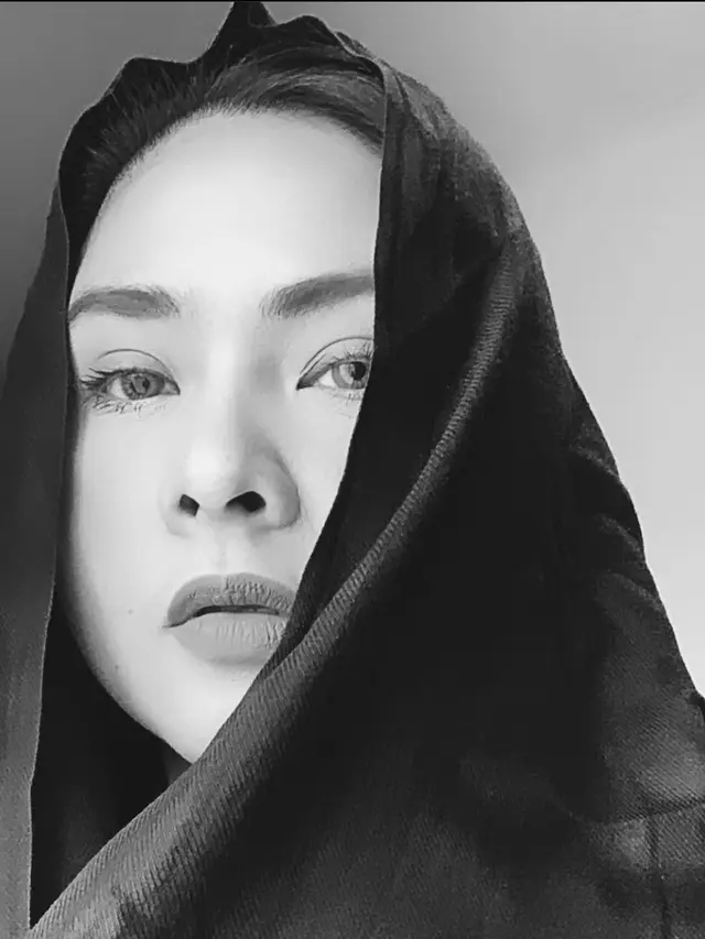 Rilis Single Religi, Ini 7 Potret Audy Item Tampil Berhijab