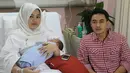 Anak Zumi Zola lahir lebih cepat dari perkiraan, keduanya sepakat memberi nama pada anaknya Zhafran Ziyadh At Thahirah Zola. (Adrian Putra/Bintang.com)
