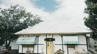 Rumah Bung Karno dan Keluarga yang Dijadikan Tempat Pengasingan di Eden (dok. Instagram @biancadslv_ / https://www.instagram.com/p/BgiX0Ayjb5C/?utm_medium=copy_link / Dinda Rizky)