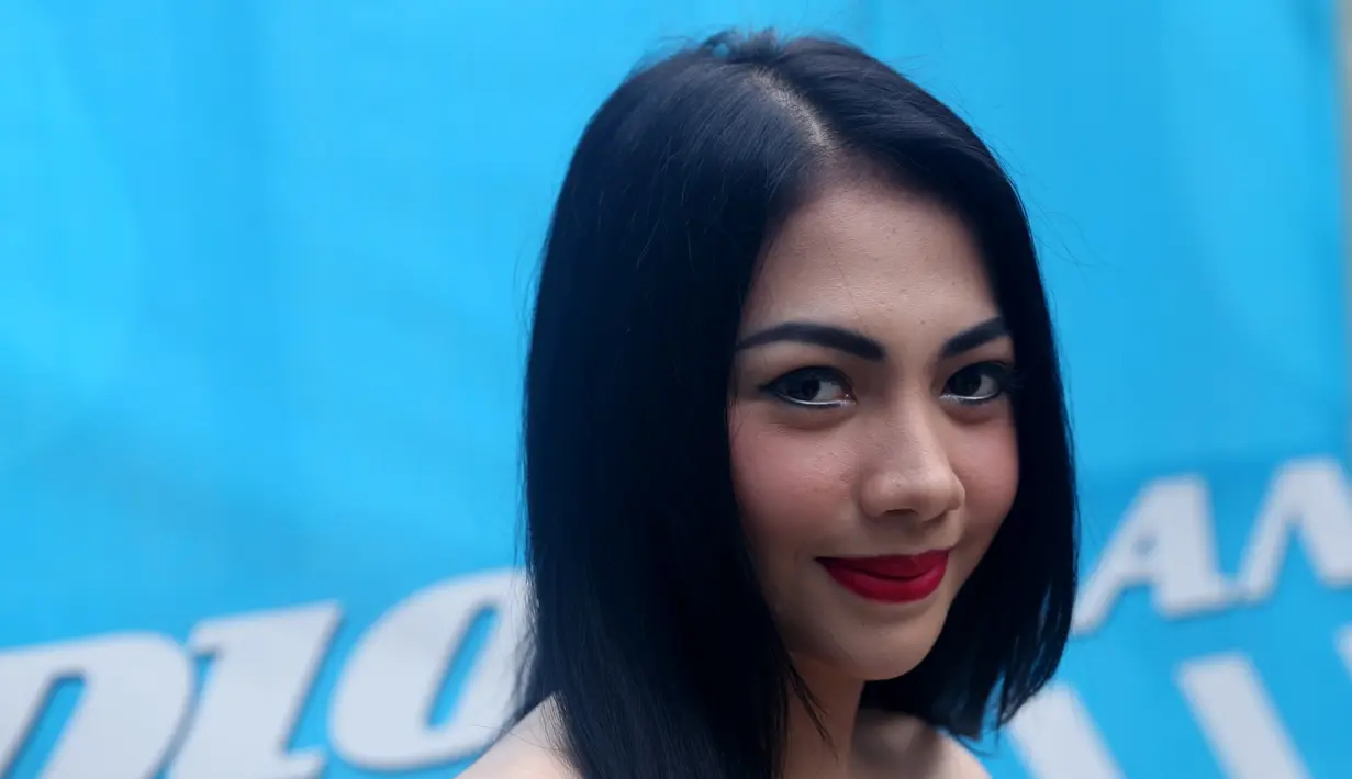 Kedekatan Billy Syahputra dan Kezia Karamoy terlihat dari kebersamaannya. Bahakan tak jarang mereka berdua seperti layaknya sepasang kekasih. (Andy Masela/Bintang.com)