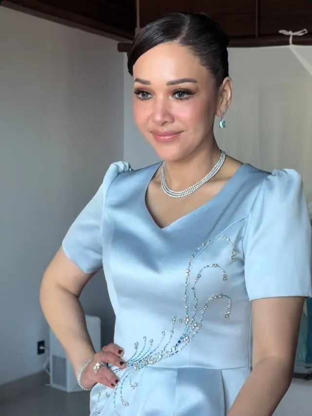 Maia Estianty El Rumi dan Syifa Hadju saat Pernikahan di Bali pakai perhiasaan mewah. [@jessiegunawanstudio]