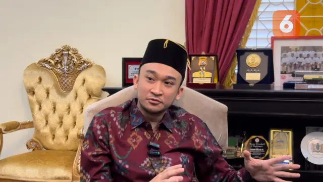 Sultan Deli XIV, Sultan Mahmud Lamantjiji Perkasa Alam Shah
