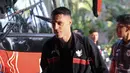 Ekspresi Joey Pelupessy usai tiba di Hotel Fairmont, Jakarta pada Jumat (21/3/2025).
