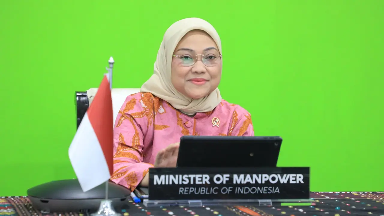Menteri Ketenagakerjaan, Ida Fauziyah ketika menjadi pembicara pada Dialog Hak Penyandang Disabilitas Regional Kelima Tingkat ASEAN secara virtual