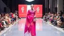 Dalam pergelaran 25 tahun ini, Merdi merangkum lima pilar utama, yaitu Sustainable Design & Eco-Fashion, Seni Kolaboratif & Pelibatan Masyarakat, Revitalisasi & Reinventing Ulos, Etnomatika & Vernacular Design, dan Perempuan Indonesia. [Dok/Merdi Sihombing].