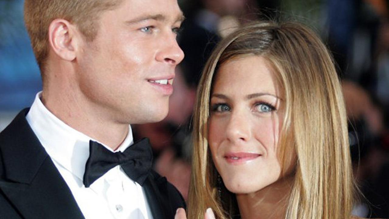 [Bintang] Brad Pitt dan Jennifer Aniston