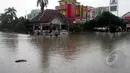  Perumahan Griya Harapan Permai terkena banjir karena intensitas hujan yang sangat tinggi, Bekasi, Senin (9/2/2015). (Liputan6.com/Panji Diksana)