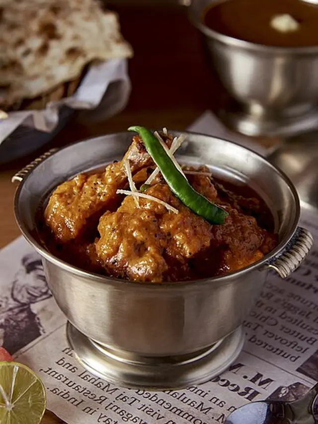 Semangkuk ayam mentega