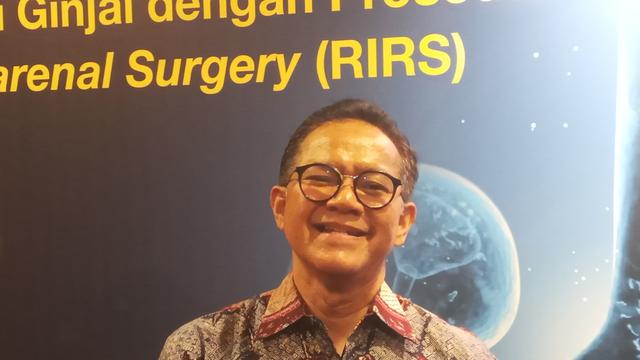 Mengenal Pengobatan Batu Ginjal Tanpa Operasi dengan Teknologi RIRS ...