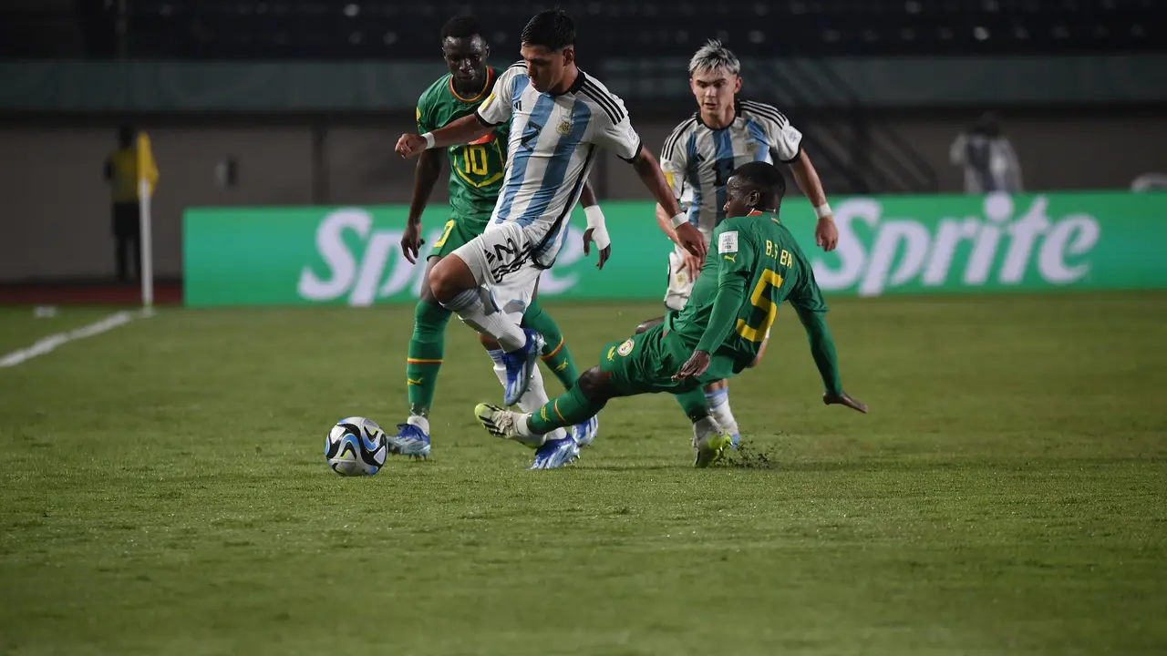 Foto: Kedatangan Timnas Senegal U-17 Disambut Langsung Duta Besar, Kenalkan Sang Kapten