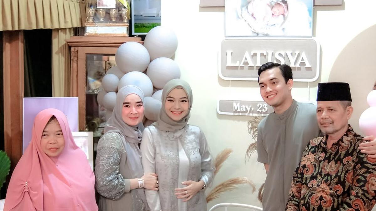 Aktor Ikbal Fauzi Berduka, Sang Ayahanda Meninggal Dunia