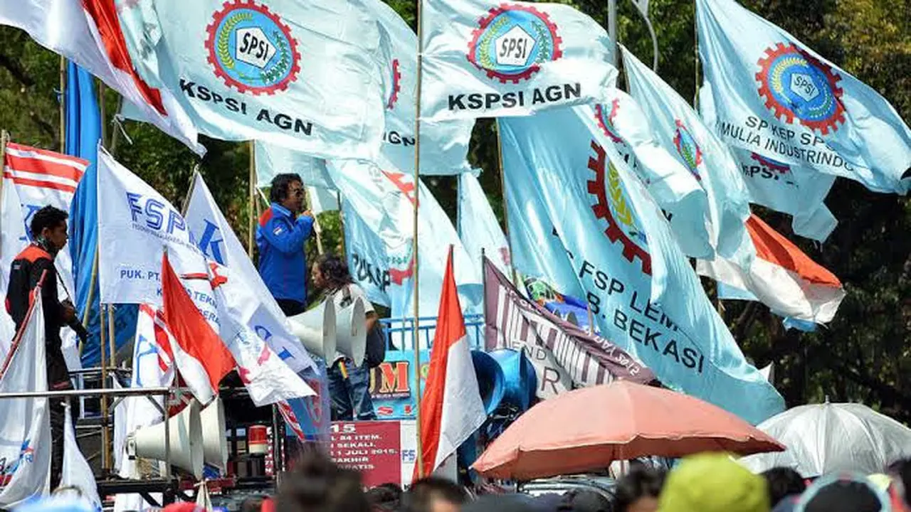 Aksi buruh yang tergabung dalam KSPSI
