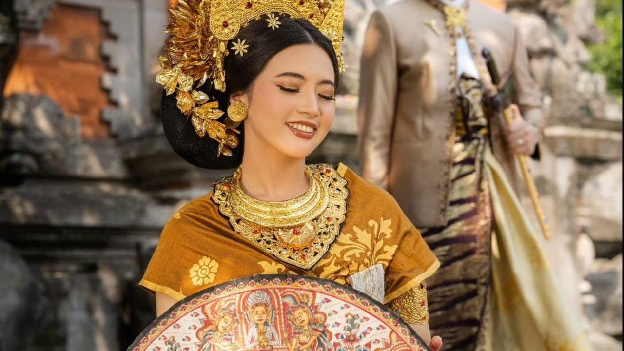 Foto-Foto Prewedding Iptu Hafiz dan Putri Andika Perkasa Berkonsep Nusantara