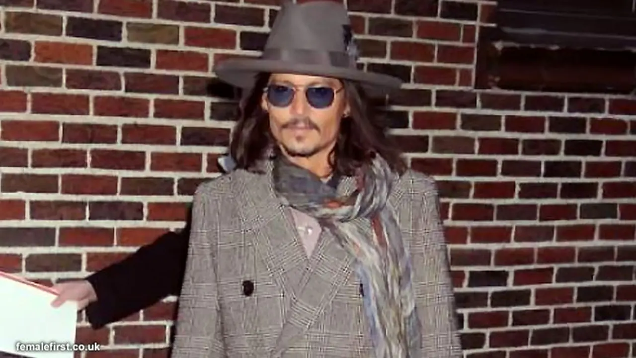 jhonny-depp-130806b.jpg